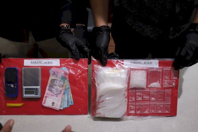 Polres Pelabuhan Tanjungperak Ungkap Peredaran Narkoba Amankan Residivis Pengedar