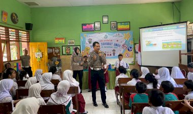 Tanamkan-Disiplin-Sejak-Dini-Polresta-Sidoarjo-Edukasi-Tertib-Lalin-di-Sekolah-Dasar