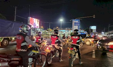 Polresta-Banyuwangi-Gelar-Patroli-Skala-Besar-Jaga-Kondusifitas-Masa-Pilkada-2024