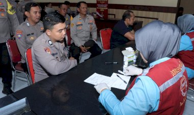 Jelang-Pengamanan-TPS-di-Pilkada-2024-Polres-Blitar-Kota-Lakukan-Rikkes-Personel