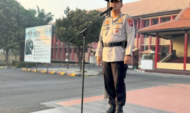 Waka-SPN-Polda-Jatim-Sampaikan-Perdupsis-Cetak-Calon-Bintara-Polri-Profesional-dan-Berintegritas